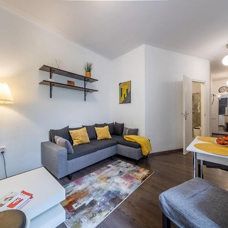 Margit Apartment Budapest Exteriör bild