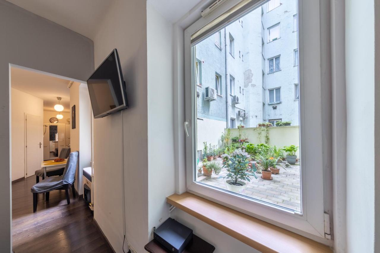 Margit Apartment Budapest Exteriör bild