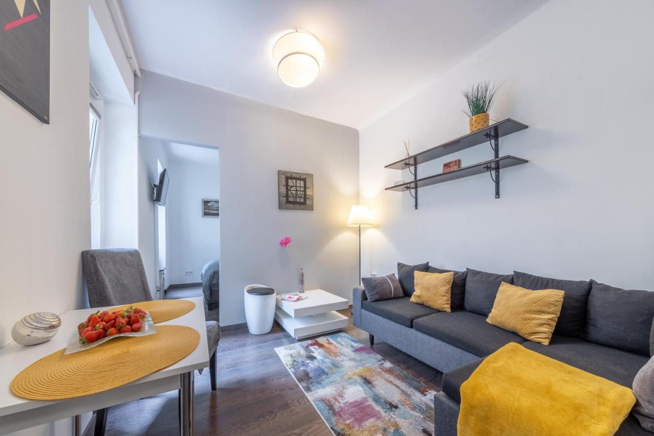 Margit Apartment Budapest Exteriör bild