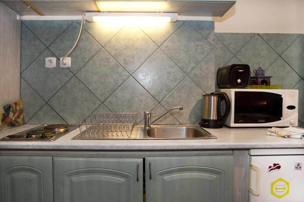 Margit Apartment Budapest Exteriör bild