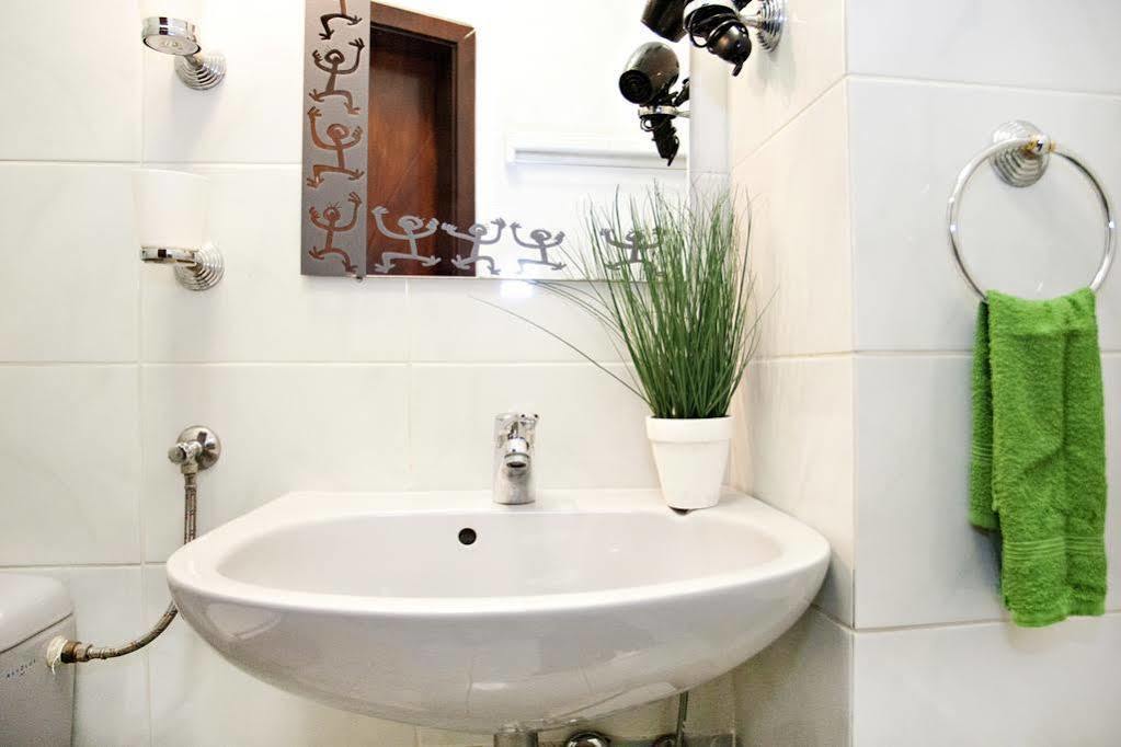 Margit Apartment Budapest Exteriör bild